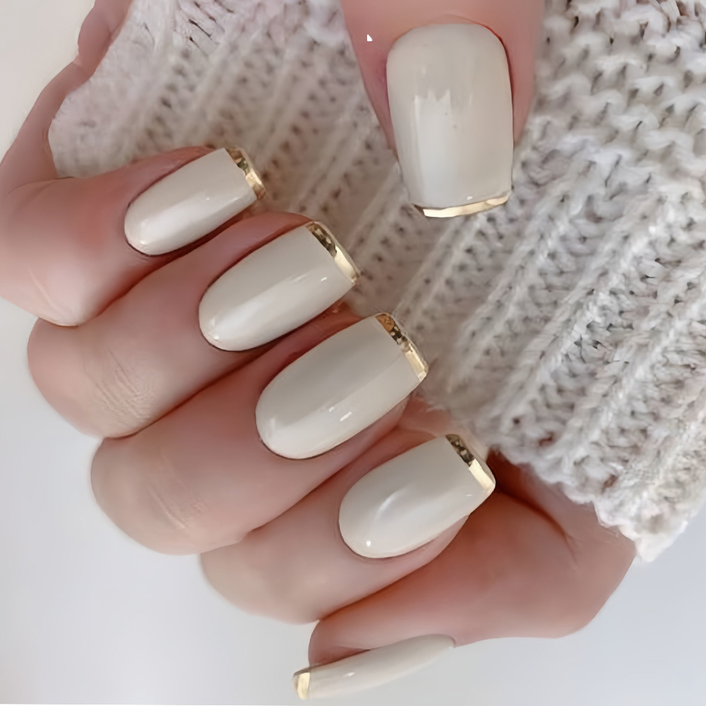 Nail Art French Nails - Средние накладные ногти для женщин, бежево-кремово-белые